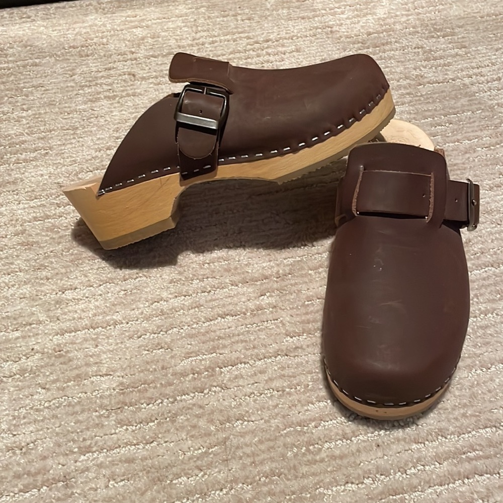 Swedish wooden clogs. Sz 36 chocolate brown leather uppers.